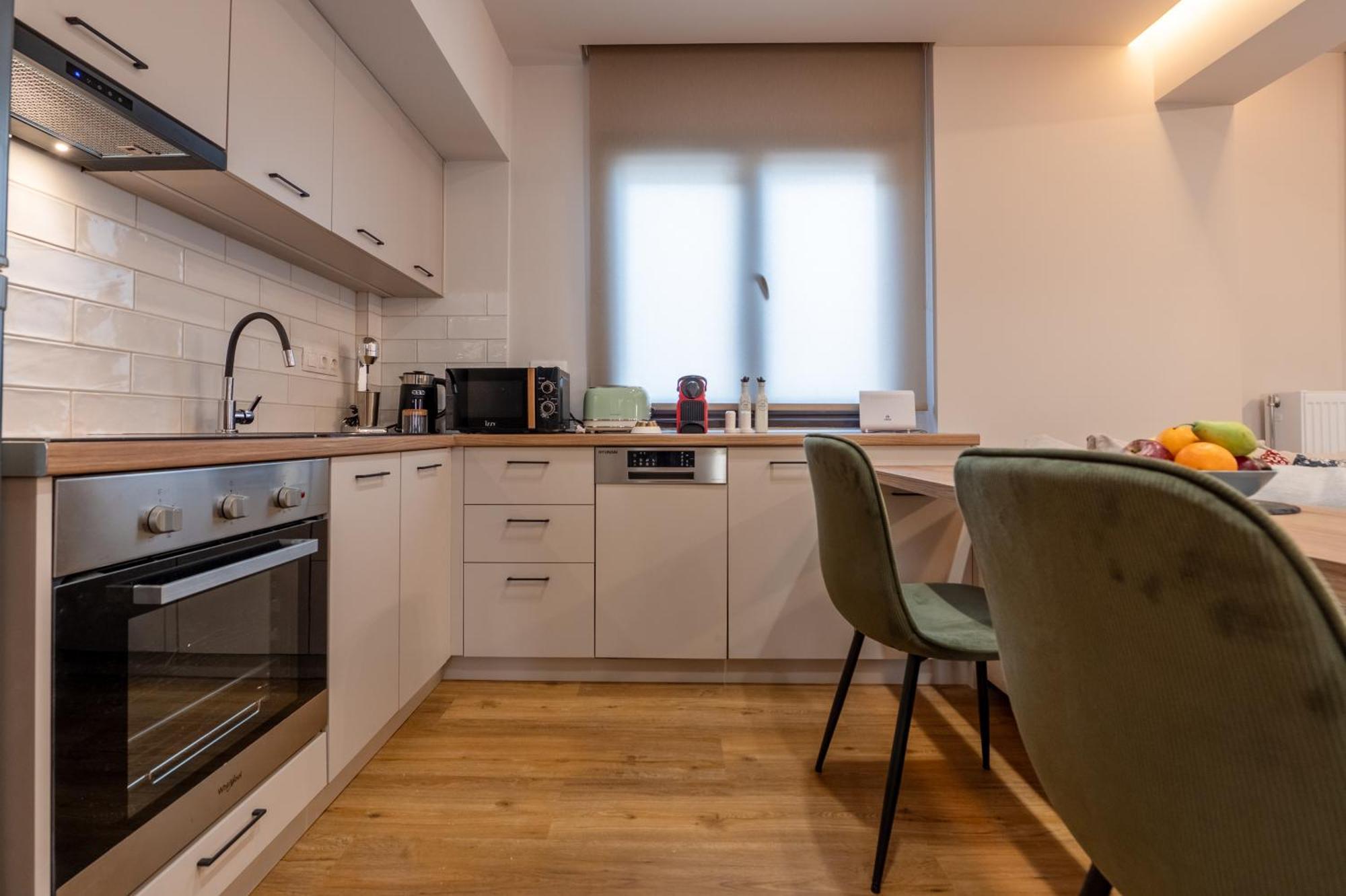 אתונה Live Life Plaka Apartment מראה חיצוני תמונה
