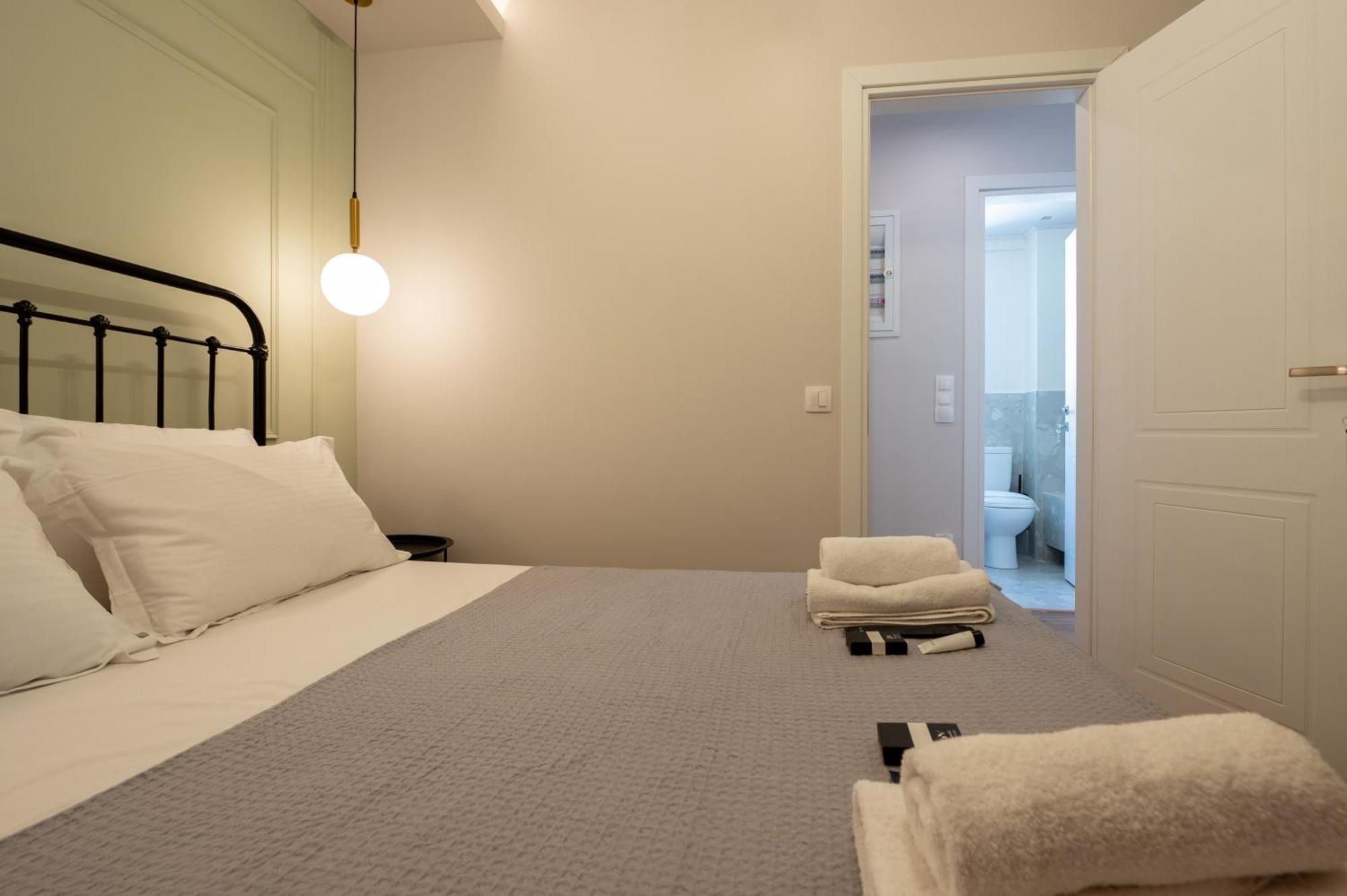 אתונה Live Life Plaka Apartment מראה חיצוני תמונה